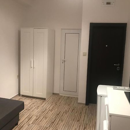 Студио Чайка Бургас Център Burgas Exterior foto