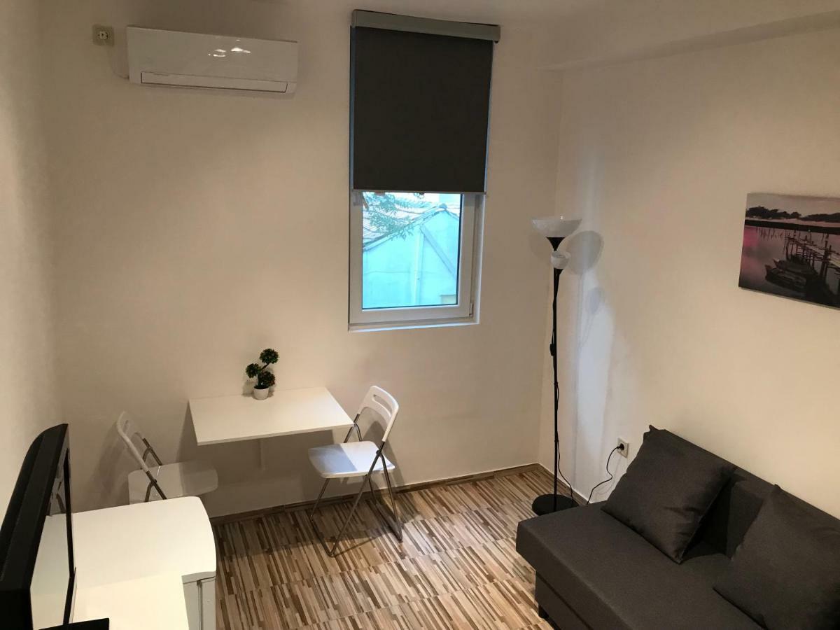 Студио Чайка Бургас Център Burgas Exterior foto