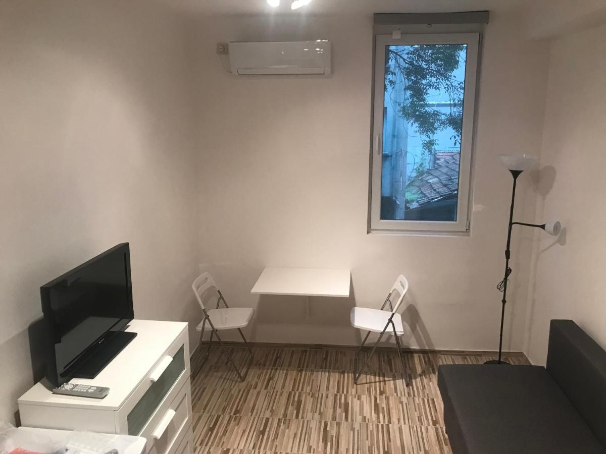 Студио Чайка Бургас Център Burgas Exterior foto