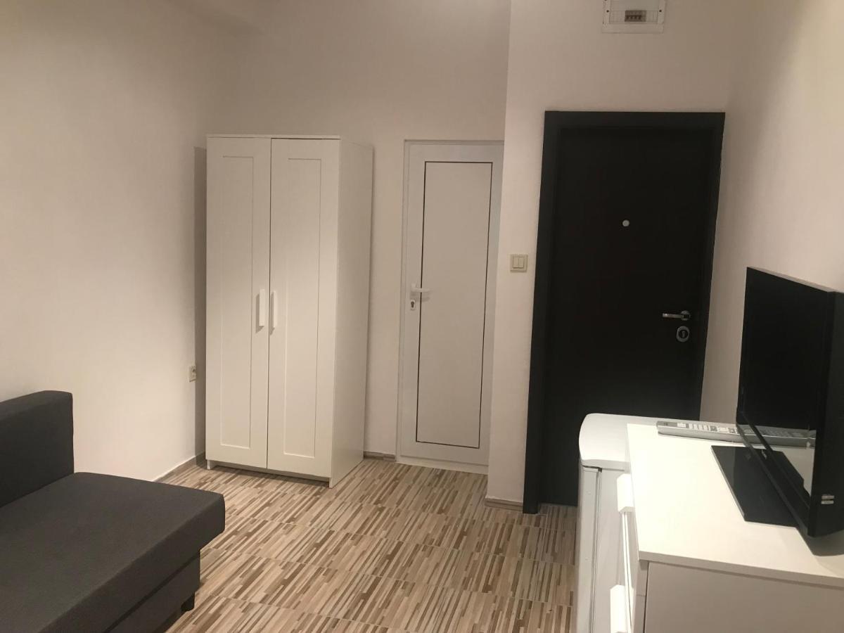 Студио Чайка Бургас Център Apartamento Exterior foto