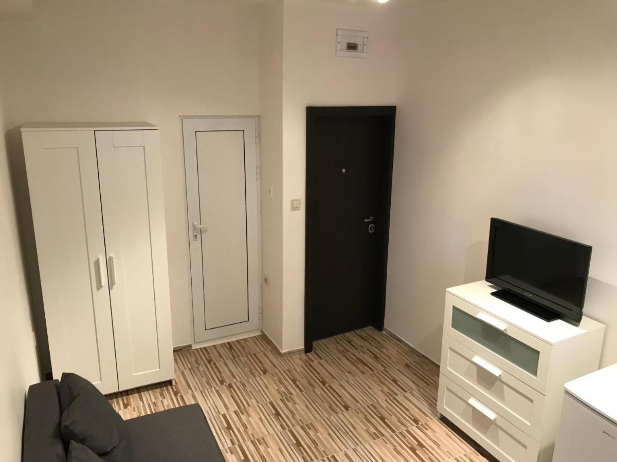 Студио Чайка Бургас Център Burgas Exterior foto